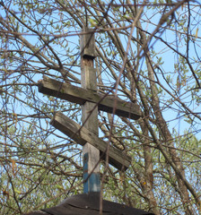 Cross over the old chapel