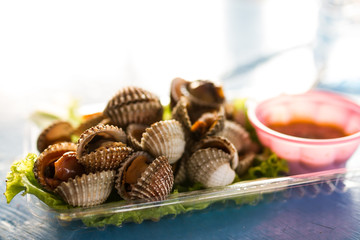take away boiled cockle dish