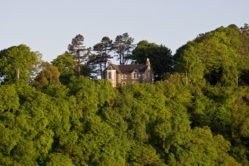 Naklejka premium House on the hill