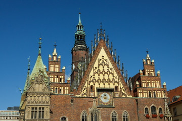 Fototapeta na wymiar Das berühmte Rathaus in Breslau (Wroclaw)