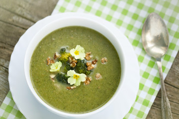 Broccoli  soup with roasted walnuts