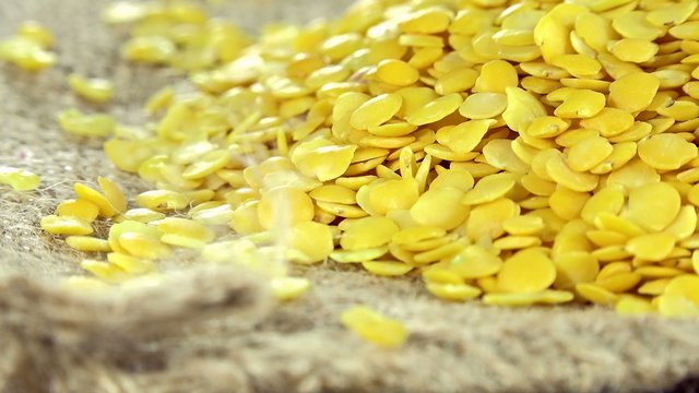 Dried Yellow Lentils (not loopable 4K UHD footage)