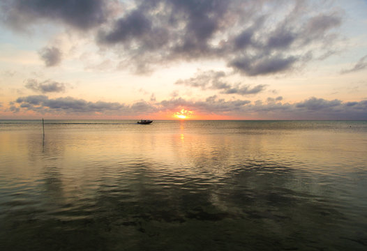 Morning Glow Belize