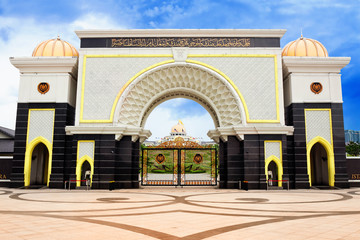 Gate of Royal Palace Istana Negara (Istana Negara), Kuala Lumpur © Mik Man