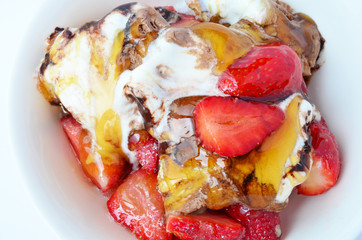 Strawberry dessert 2