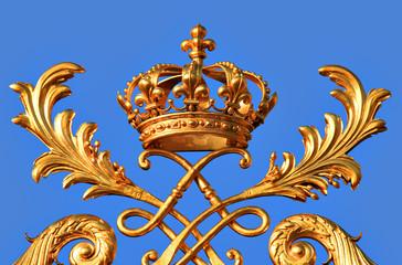 Château de Versailles, couronne de la grille royale,