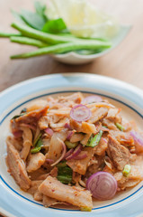 Spicy barbecued beef salad