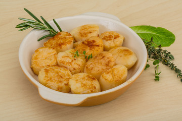 Grilled scallops