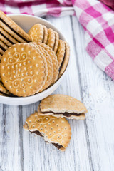 Double Cookies (with Chocolate Cream)