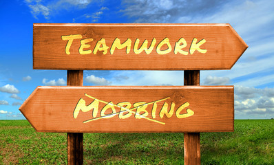 Strassenschild 33 - Teamwork