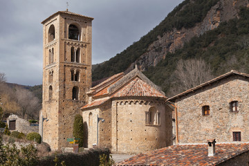 Fototapeta na wymiar Romanesque church of Beget
