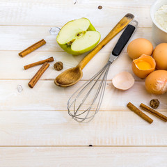 food ingredients for the preparation apple pie