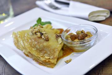 pancakes with apricot jam