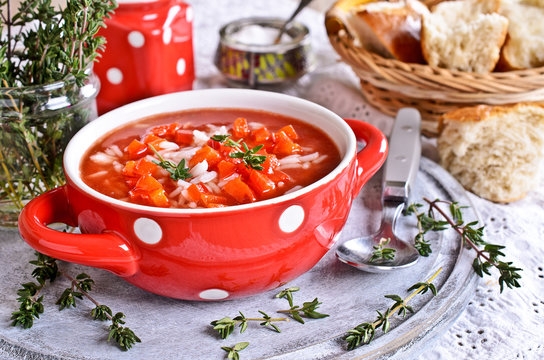 Soup with rice, vegetables and thyme