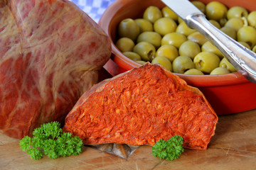 Sobrasada mit Oliventapas