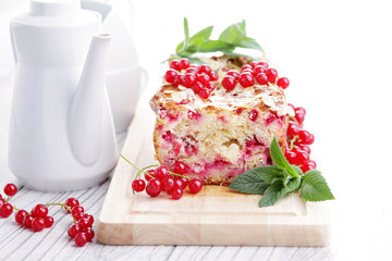 red currants pie