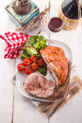 crust Roast with salad