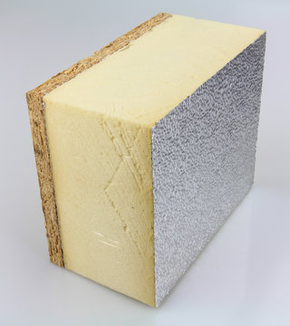 Dachaufbau mit Holzplatte