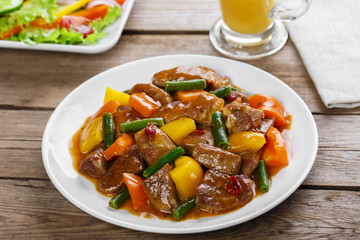 beef stew with peppers and green beans