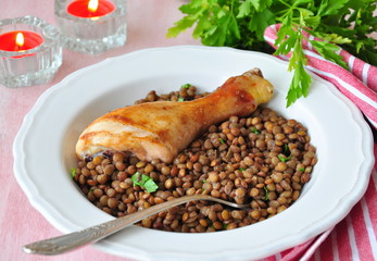 Grilled chicken with a lentil, olive oil and parsley
