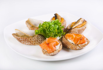 Sandwiches with salmon and halibut.