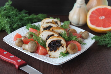chicken roll with prunes