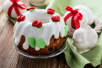 Easter sweet ring cake