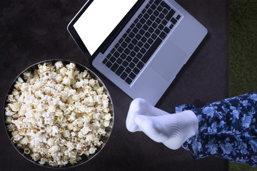 Movie online with popcorn