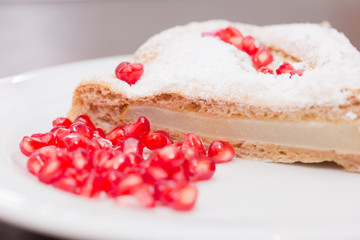 cake with icing sugar