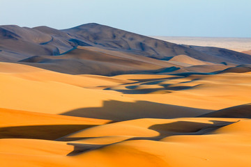 Fototapeta na wymiar Dünen der Namibwüste