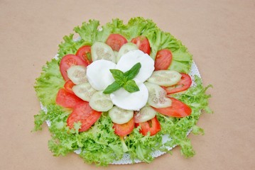 vegetarian dish,mixed salad