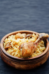 pilaf with dates, figs and chicken