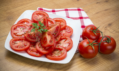 Tomates con aliño