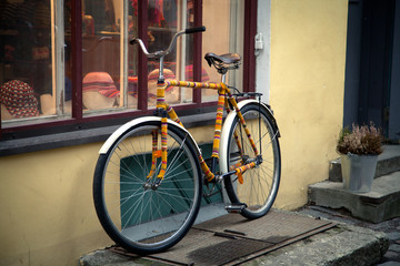 Fototapeta na wymiar vintage bicycle retro