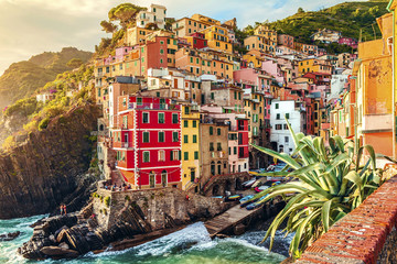 Riomaggiore, Cinque Terre, Italy - 79315275