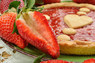 fragole e crostata di fragole