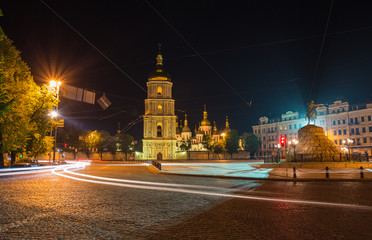 Fototapeta premium Saint Michael Monastery in Kiev at night