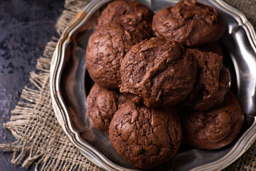 Homemade chocolate cookies on dark background - obrazy, fototapety, plakaty