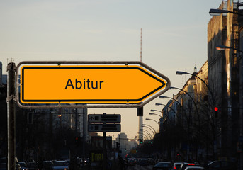 Obraz premium Strassenschild 37 - Abitur
