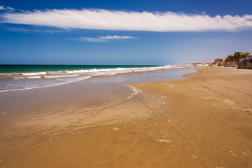 Fototapeta na wymiar Idyllic Beach in Mancora, Peru