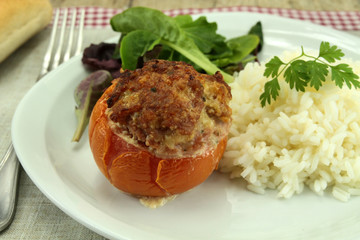 tomate farcie et riz
