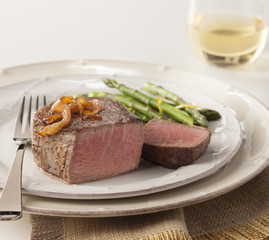 Filet with Asparagus