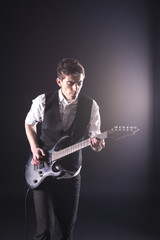 Obraz premium Man with guitar