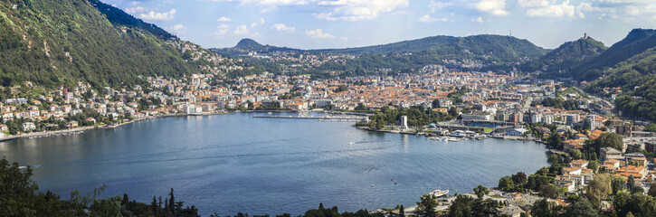 Como: five photo for city panorama from the lake - obrazy, fototapety, plakaty