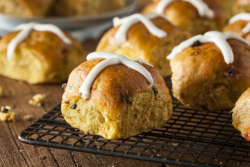 Homemade Hot Cross Buns