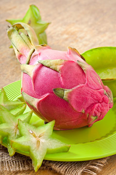 Dragon fruit and carambola