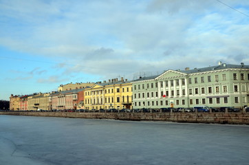 Fototapeta na wymiar Fontanka River embankment in St. Petersburg, Russia