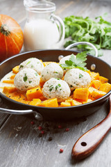Baked pumpkin and chicken meatballs