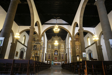 Altar in der Iglesia Nuestra Senora de la Pena de Francia