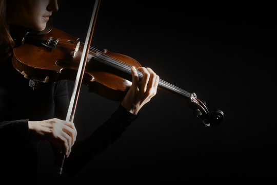 Violin player hands violinist